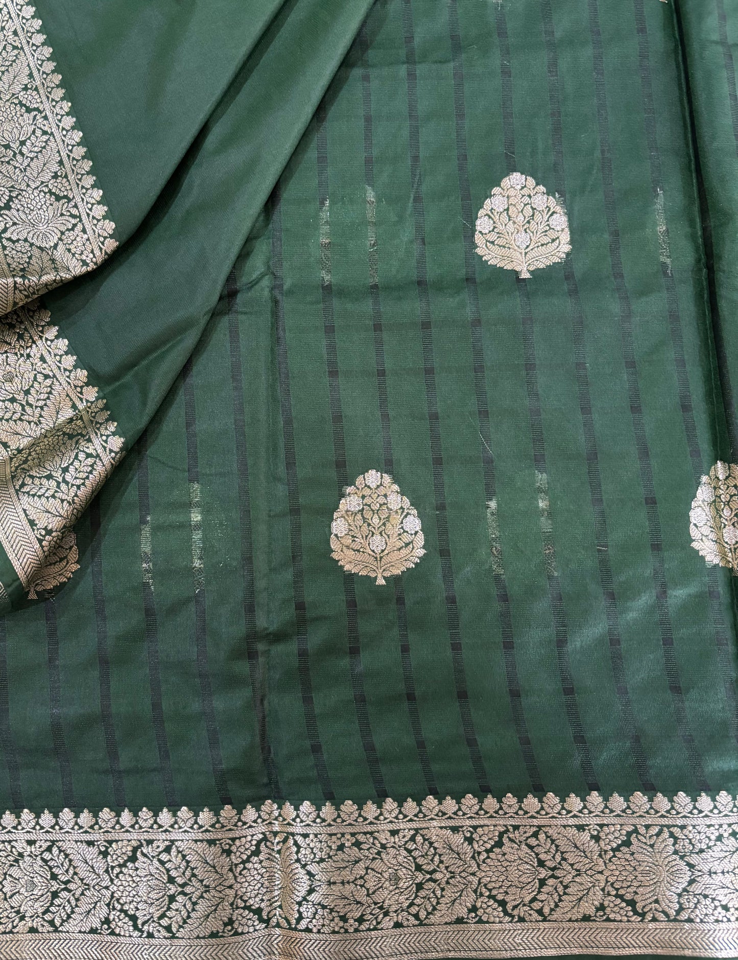 Bottle green Chinnon checks saree