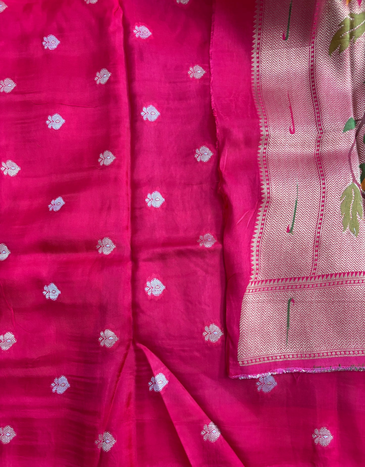 Lavender Viscose crepe silk saree
