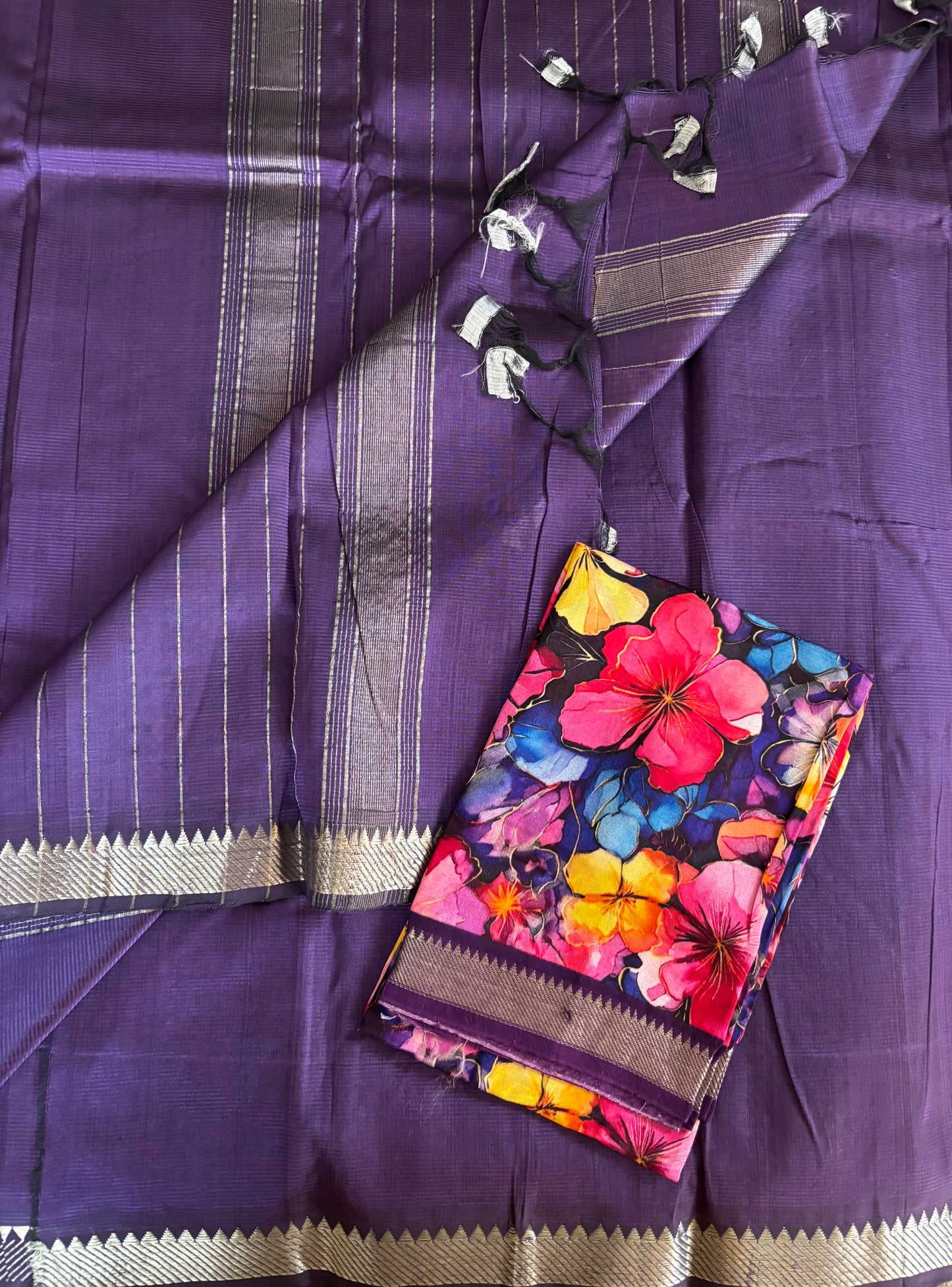 Purple Mangalgiri pattu with digital blouse