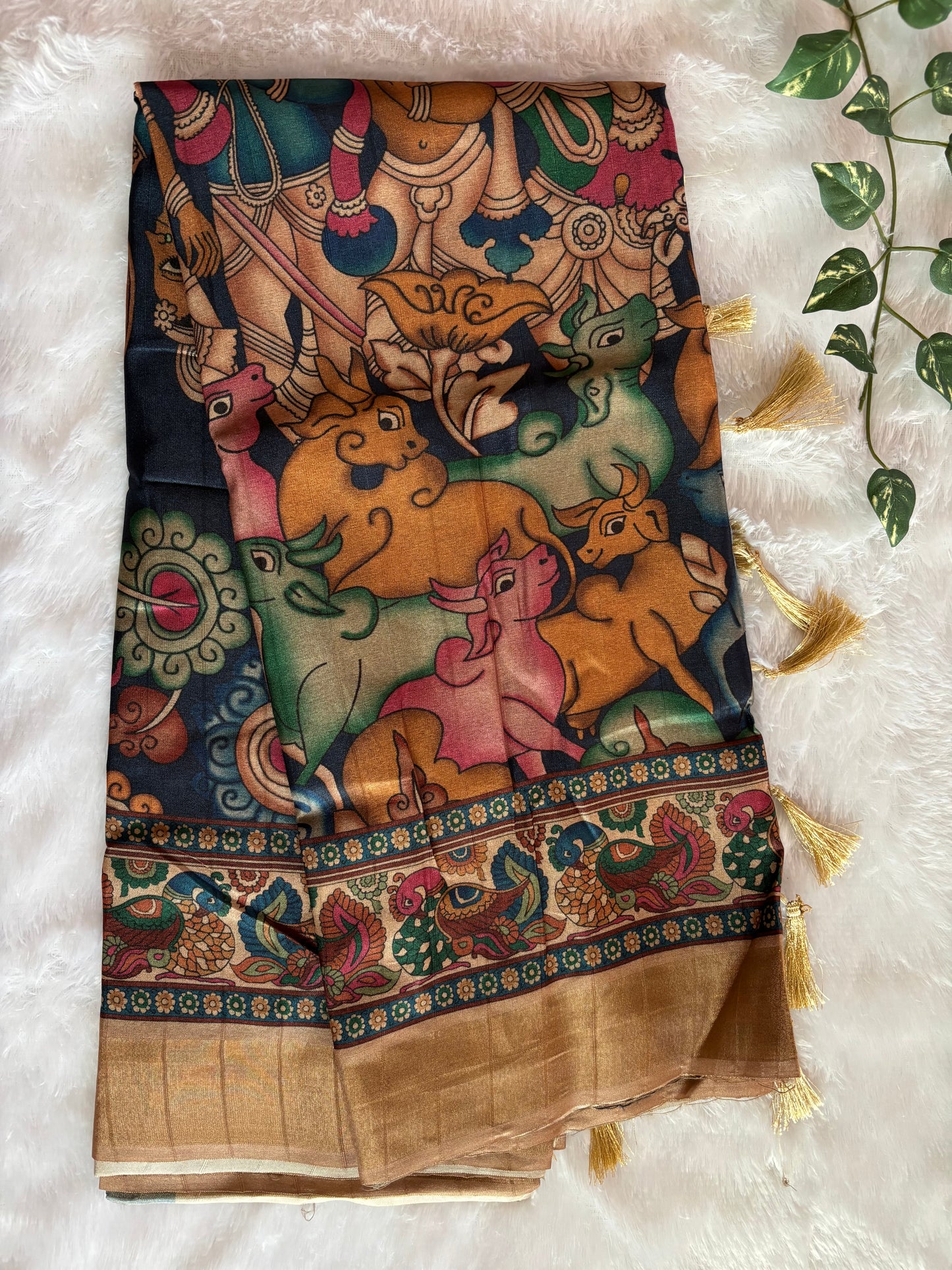 Pichwai Semi tussar silk