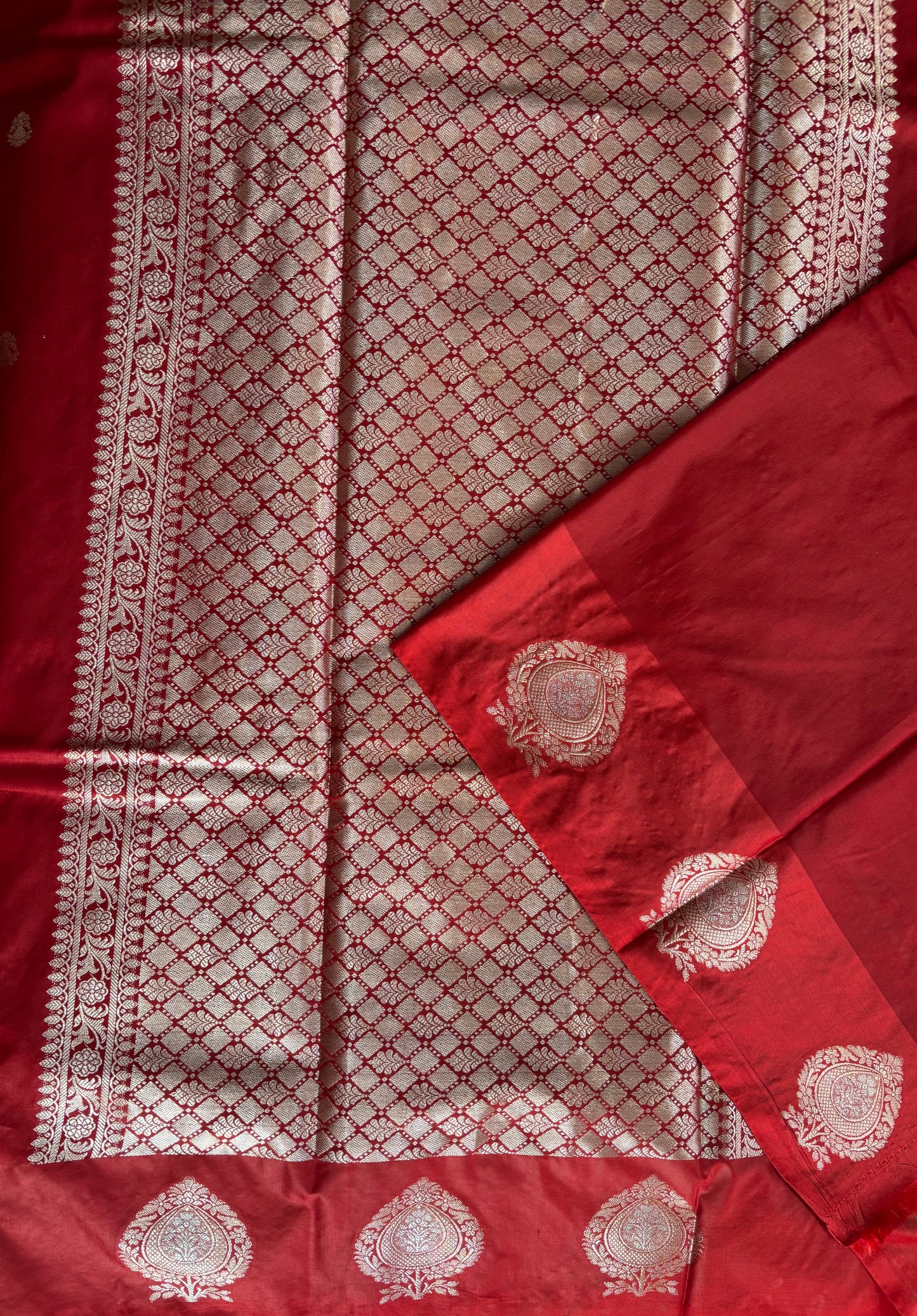 Red Semi raw mango silk saree