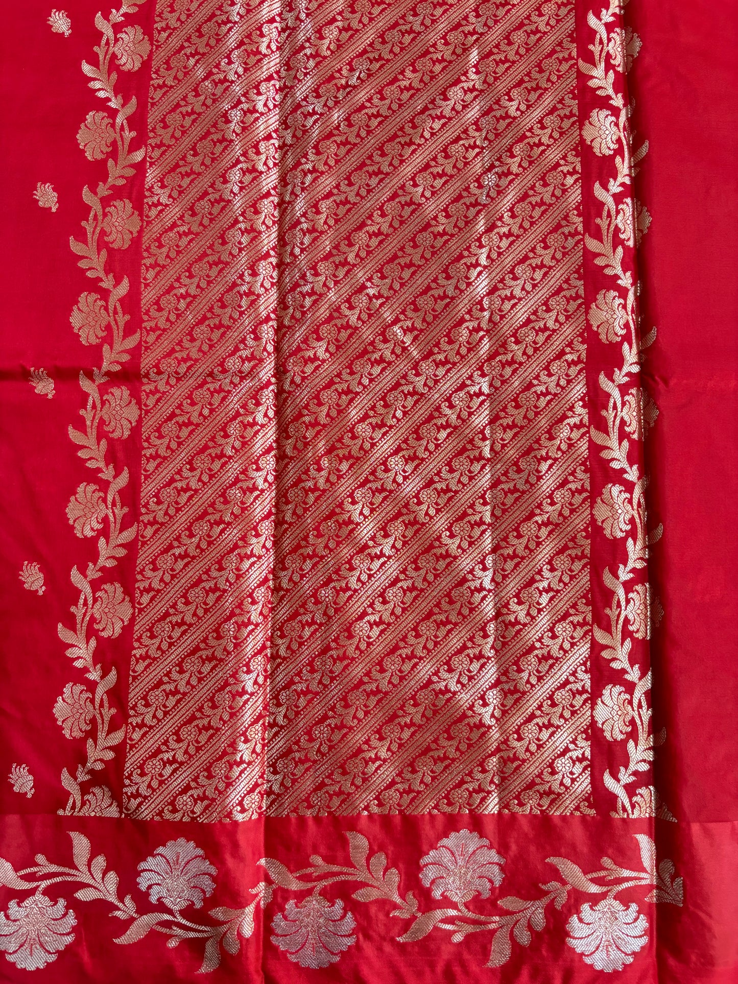 Red Semi raw mango silk saree