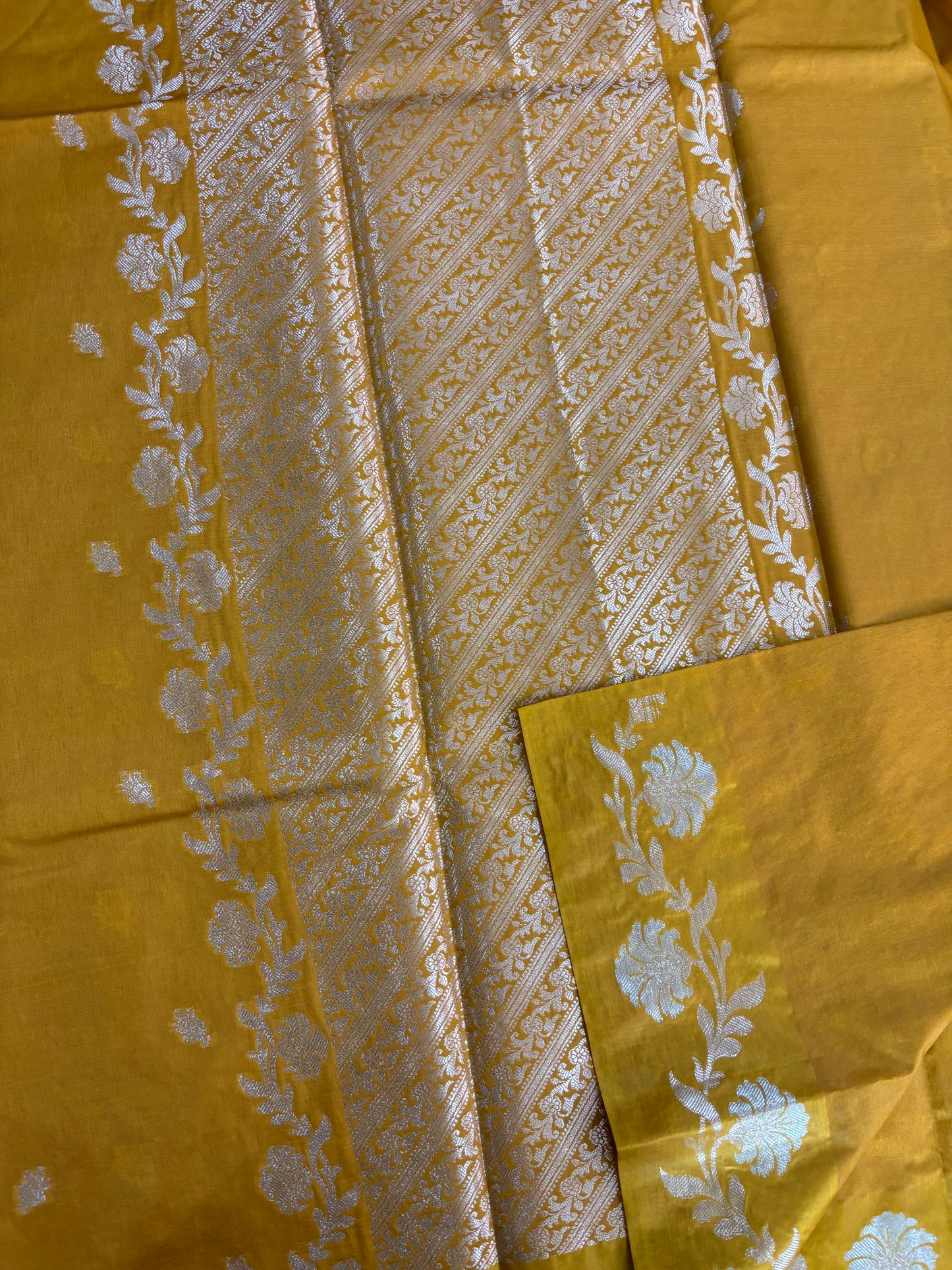 Mustard yellow Semi raw mango silk saree