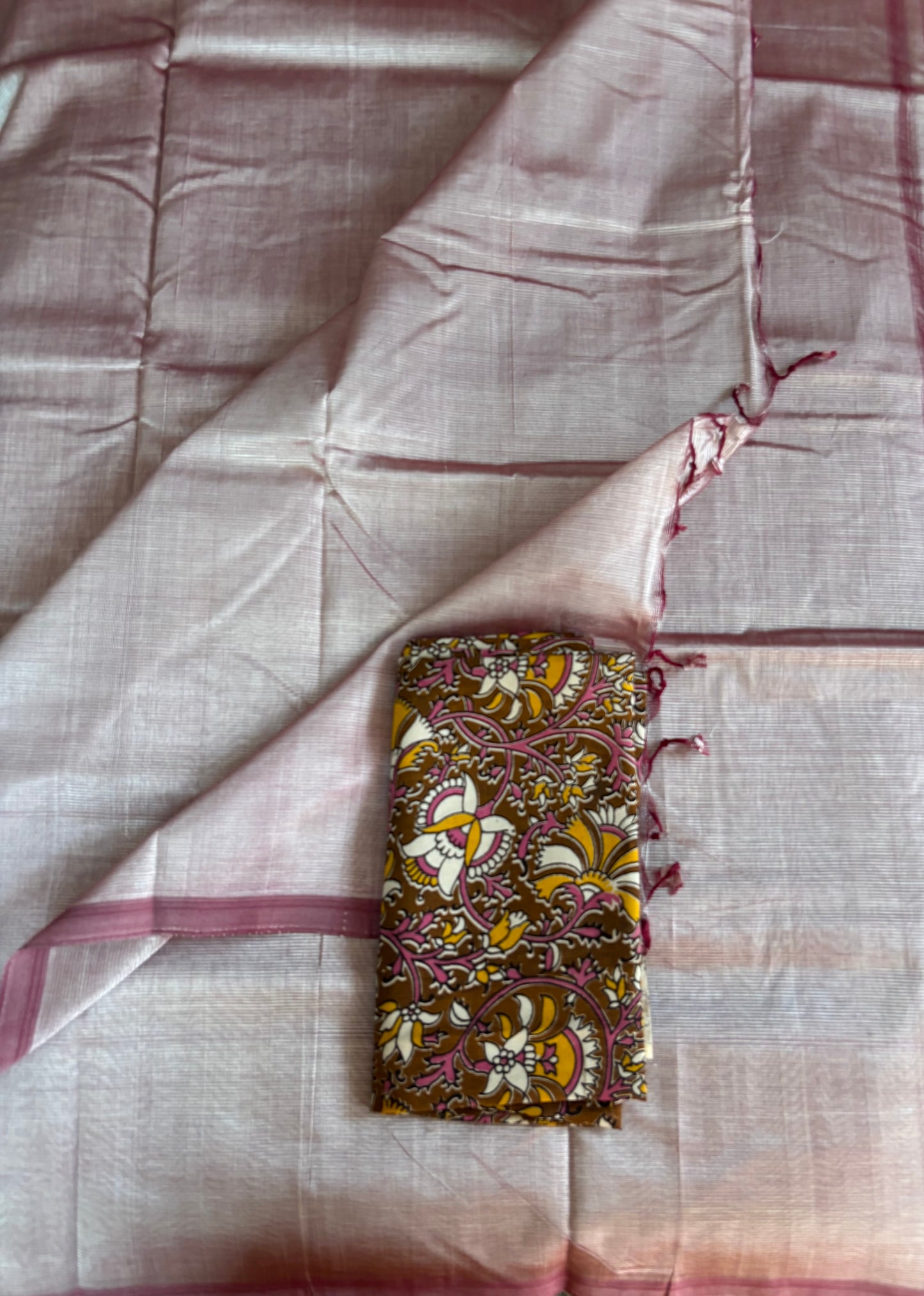 Sandal Mangalgiri pattu with Kalamkari blouse