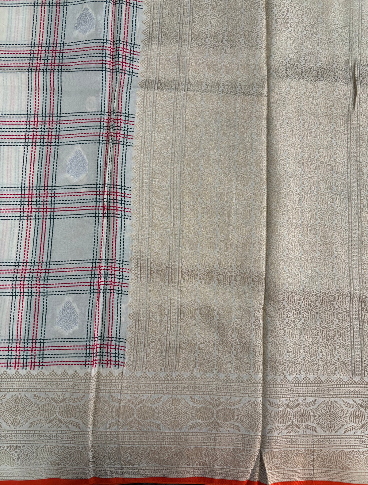 Off white viscose crepe silk saree
