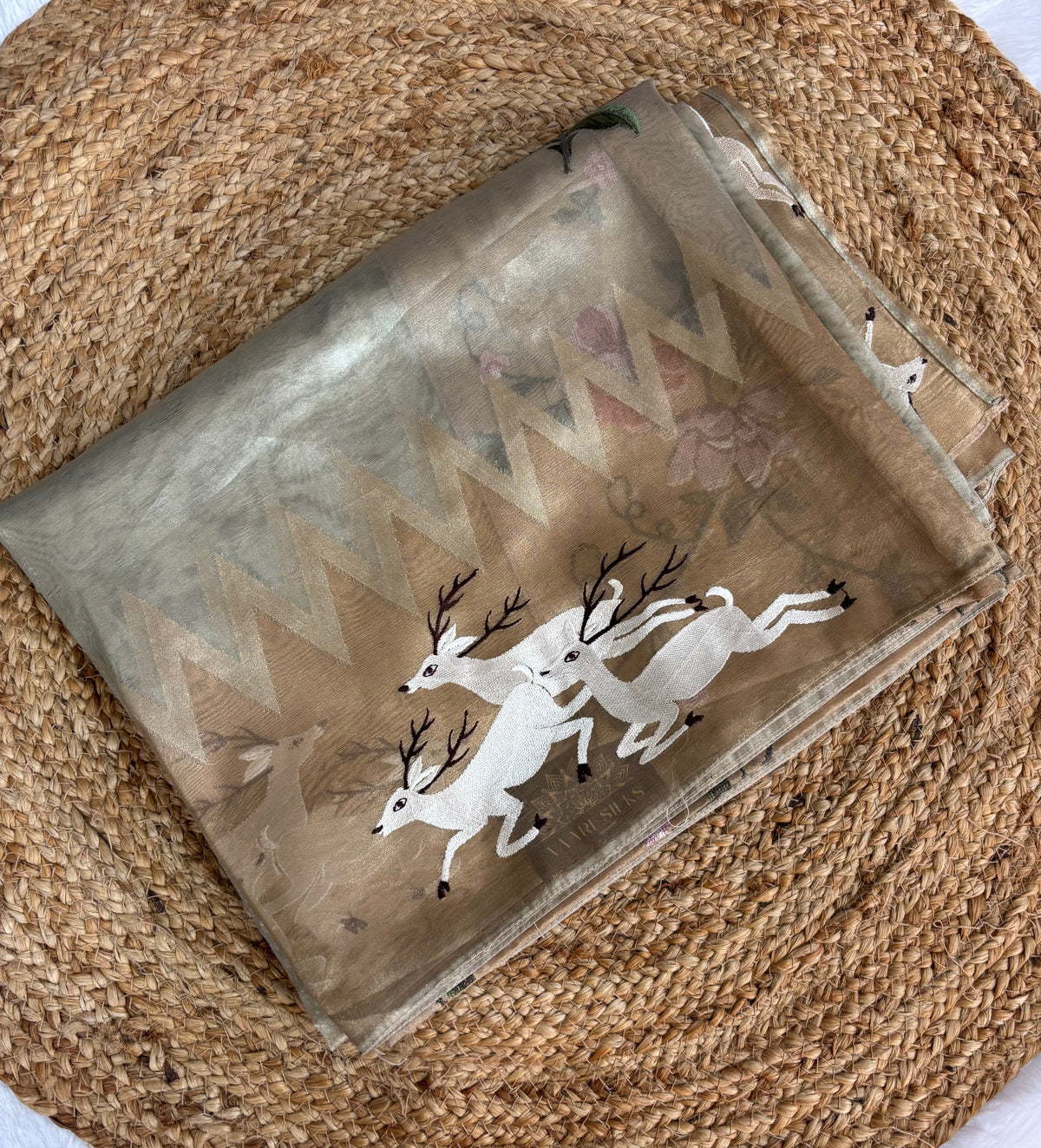 Silver Kora tissue with petite embroidery