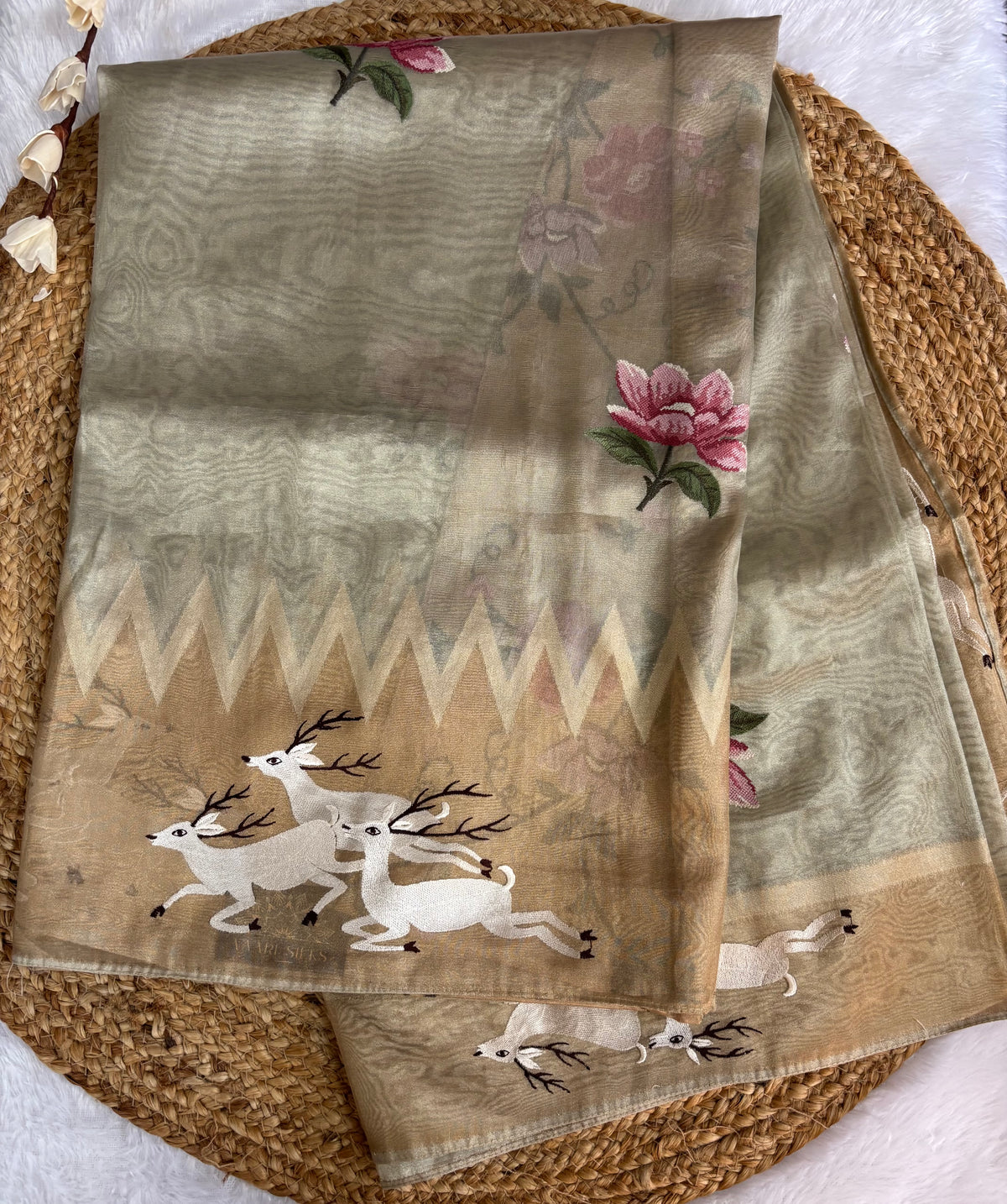 Silver Kora tissue with petite embroidery