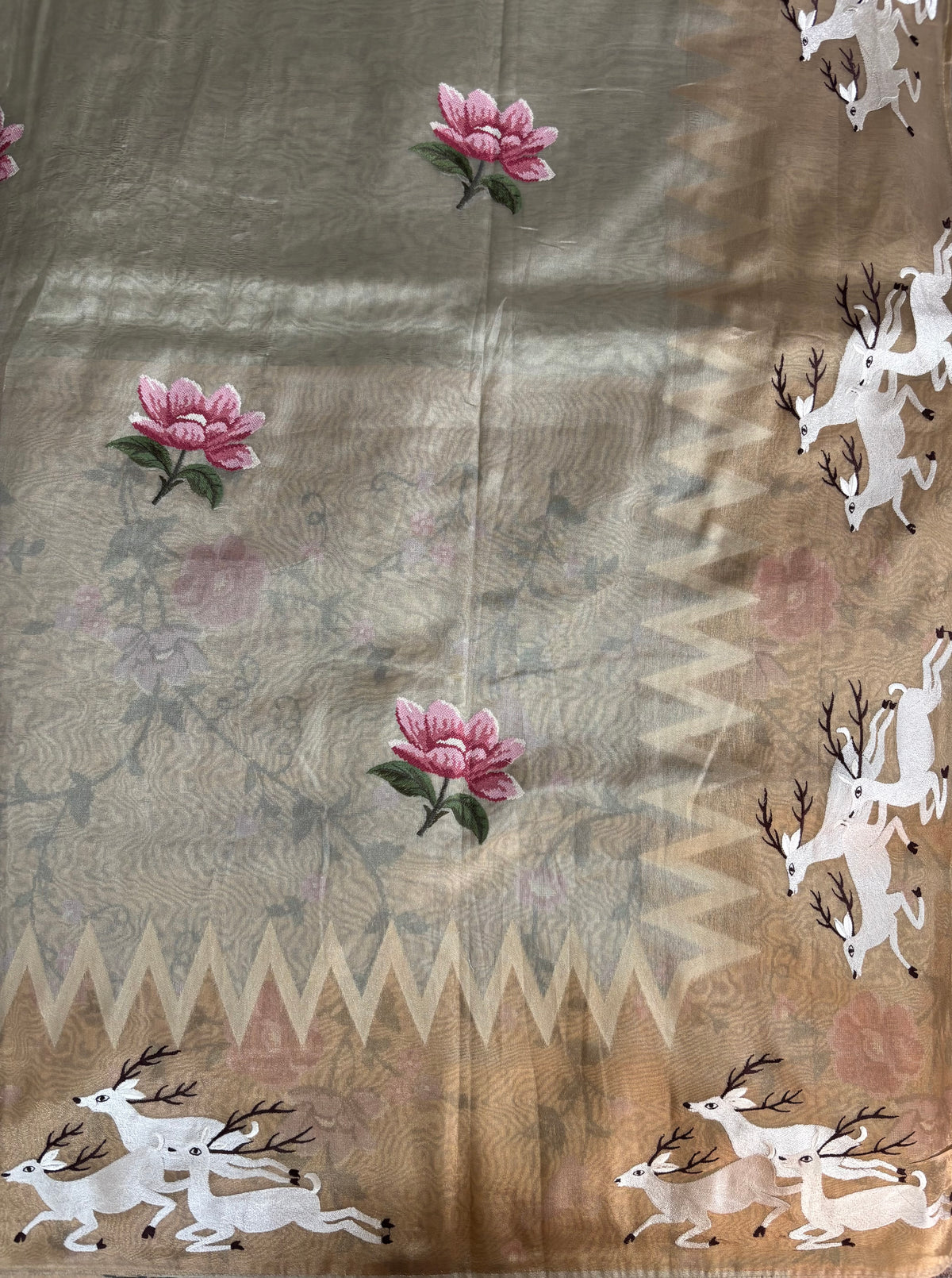 Silver Kora tissue with petite embroidery